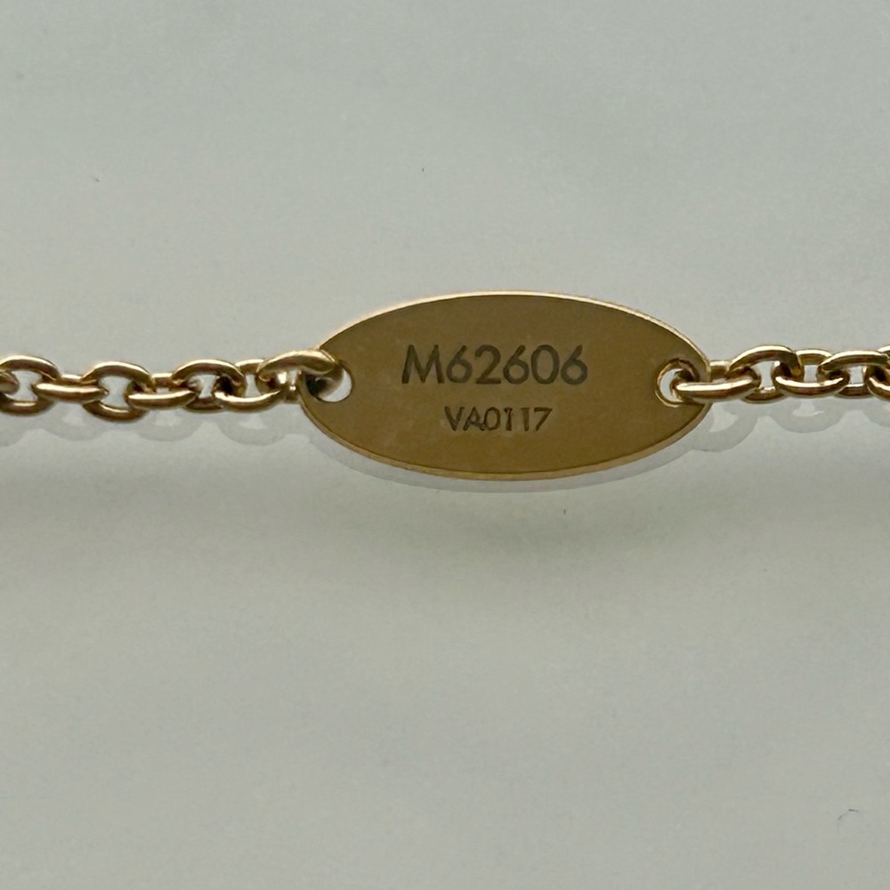 Louis Vuitton Gold and Silver V Logo Bracelet - Picture 4 of 5